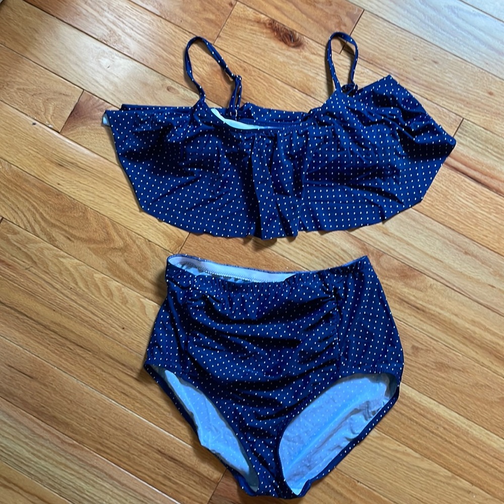 Breastfeeding friendly bikini from bounce back line at Motherhood Destination